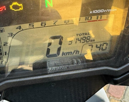 Белый Хонда CBR 400R, объемом двигателя 0.4 л и пробегом 31 тыс. км за 5500 $, фото 16 на Automoto.ua