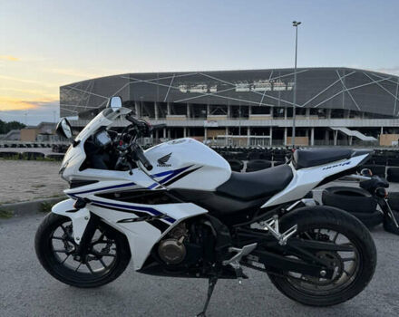 Белый Хонда CBR 400R, объемом двигателя 0.4 л и пробегом 31 тыс. км за 5500 $, фото 14 на Automoto.ua
