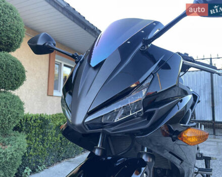 Черный Хонда CBR 400R, объемом двигателя 0.4 л и пробегом 39 тыс. км за 4150 $, фото 6 на Automoto.ua