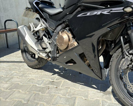 Черный Хонда CBR 400R, объемом двигателя 0.4 л и пробегом 38 тыс. км за 4900 $, фото 4 на Automoto.ua