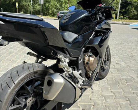 Черный Хонда CBR 400R, объемом двигателя 0.4 л и пробегом 38 тыс. км за 4900 $, фото 3 на Automoto.ua
