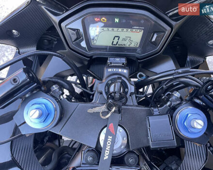 Черный Хонда CBR 400R, объемом двигателя 0.4 л и пробегом 39 тыс. км за 4150 $, фото 18 на Automoto.ua