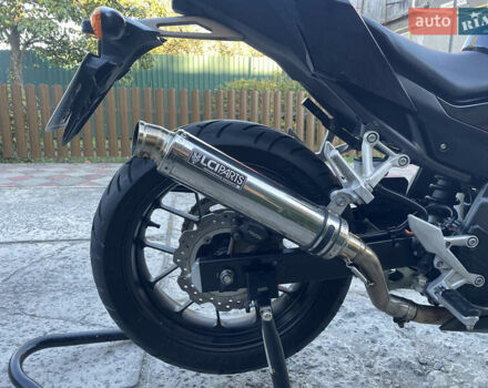 Черный Хонда CBR 400R, объемом двигателя 0.4 л и пробегом 39 тыс. км за 4150 $, фото 12 на Automoto.ua