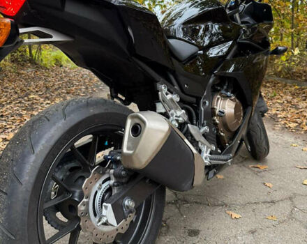 Черный Хонда CBR 400R, объемом двигателя 0.4 л и пробегом 8 тыс. км за 5600 $, фото 9 на Automoto.ua