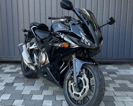 Черный Хонда CBR 400R, объемом двигателя 0.4 л и пробегом 39 тыс. км за 5000 $, фото 1 на Automoto.ua