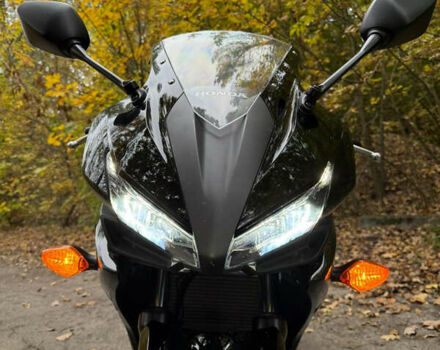 Черный Хонда CBR 400R, объемом двигателя 0.4 л и пробегом 8 тыс. км за 5600 $, фото 28 на Automoto.ua