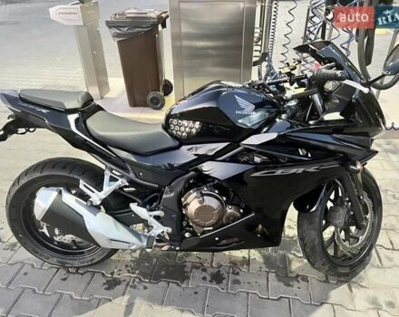 Чорний Хонда CBR 400R, об'ємом двигуна 0 л та пробігом 18 тис. км за 4900 $, фото 2 на Automoto.ua