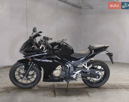 Черный Хонда CBR 400R, объемом двигателя 0.4 л и пробегом 14 тыс. км за 5450 $, фото 1 на Automoto.ua