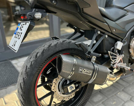 Черный Хонда CBR 400R, объемом двигателя 0.4 л и пробегом 21 тыс. км за 6400 $, фото 4 на Automoto.ua