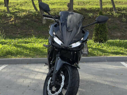 Хонда CBR 400R 2016 у Хмельницькому на Automoto.ua Чорний Хонда CBR 400R, об'ємом двигуна 0.4 л та пробігом 19 тис. км за 4500 $, фото 1 на Automoto.ua