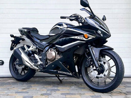 Черный Хонда CBR 400R, объемом двигателя 0 л и пробегом 24 тыс. км за 5200 $, фото 1 на Automoto.ua