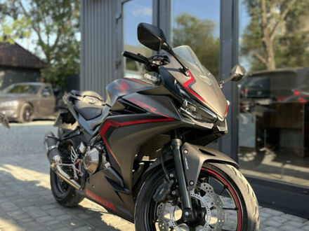 Хонда CBR 400R 2021 в Новомосковске на Automoto.ua Черный Хонда CBR 400R, объемом двигателя 0.4 л и пробегом 21 тыс. км за 6400 $, фото 1 на Automoto.ua