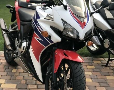Красный Хонда CBR 400R, объемом двигателя 0 л и пробегом 25 тыс. км за 3950 $, фото 2 на Automoto.ua