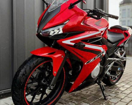 Красный Хонда CBR 400R, объемом двигателя 0.4 л и пробегом 7 тыс. км за 5300 $, фото 3 на Automoto.ua