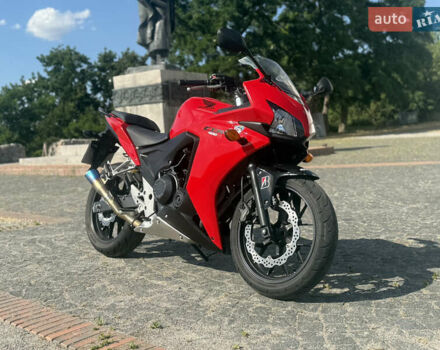 Красный Хонда CBR 400R, объемом двигателя 0.4 л и пробегом 37 тыс. км за 4300 $, фото 3 на Automoto.ua