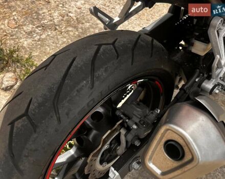 Красный Хонда CBR 400R, объемом двигателя 0 л и пробегом 29 тыс. км за 5100 $, фото 4 на Automoto.ua