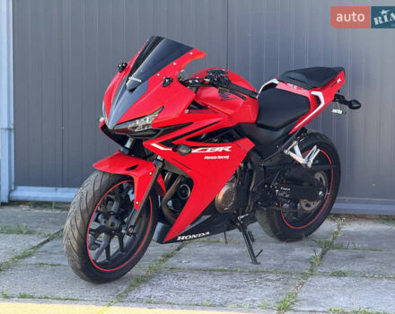 Красный Хонда CBR 400R, объемом двигателя 0 л и пробегом 35 тыс. км за 4900 $, фото 1 на Automoto.ua