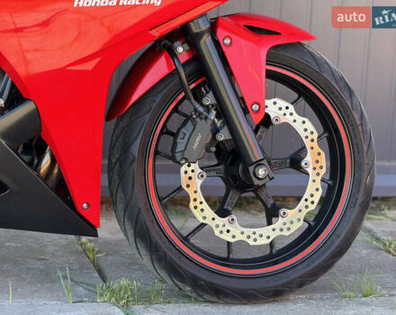 Красный Хонда CBR 400R, объемом двигателя 0 л и пробегом 35 тыс. км за 4900 $, фото 8 на Automoto.ua