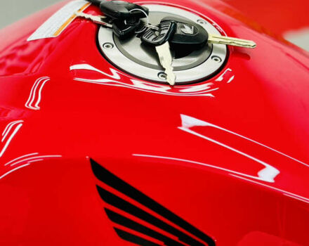 Червоний Хонда CBR 400R, об'ємом двигуна 0.4 л та пробігом 18 тис. км за 5000 $, фото 21 на Automoto.ua