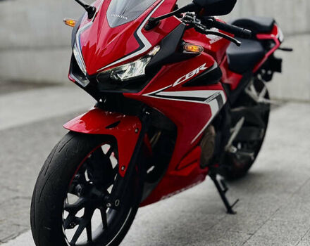 Красный Хонда CBR 400R, объемом двигателя 0.4 л и пробегом 28 тыс. км за 6000 $, фото 6 на Automoto.ua
