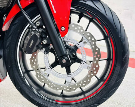 Красный Хонда CBR 400R, объемом двигателя 0.4 л и пробегом 11 тыс. км за 6000 $, фото 16 на Automoto.ua