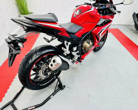 Красный Хонда CBR 400R, объемом двигателя 0.4 л и пробегом 11 тыс. км за 6000 $, фото 8 на Automoto.ua