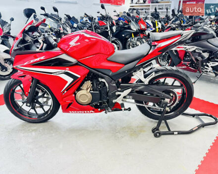 Красный Хонда CBR 400R, объемом двигателя 0.4 л и пробегом 11 тыс. км за 6000 $, фото 12 на Automoto.ua