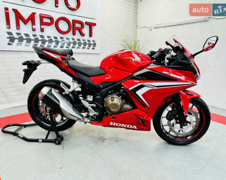 Красный Хонда CBR 400R, объемом двигателя 0.4 л и пробегом 11 тыс. км за 6000 $, фото 7 на Automoto.ua