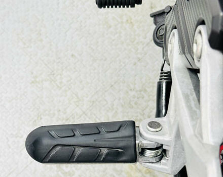 Красный Хонда CBR 400R, объемом двигателя 0.4 л и пробегом 11 тыс. км за 6000 $, фото 26 на Automoto.ua