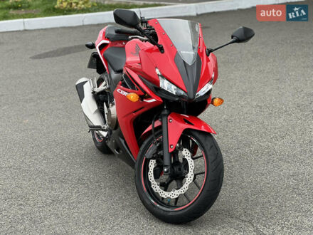 Красный Хонда CBR 400R, объемом двигателя 0.4 л и пробегом 29 тыс. км за 4900 $, фото 1 на Automoto.ua