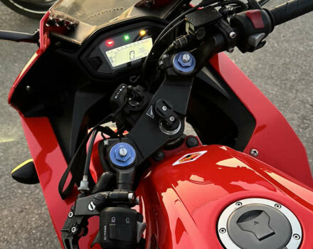Хонда CBR 400R, объемом двигателя 0.4 л и пробегом 11 тыс. км за 5700 $, фото 10 на Automoto.ua