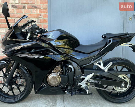 Хонда CBR 400R, объемом двигателя 0.4 л и пробегом 41 тыс. км за 4600 $, фото 4 на Automoto.ua