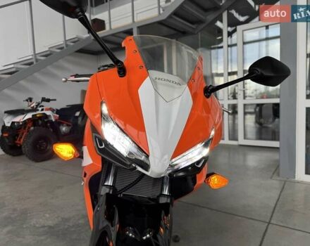 Хонда CBR 400R, объемом двигателя 0.4 л и пробегом 21 тыс. км за 5199 $, фото 14 на Automoto.ua