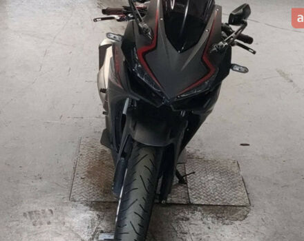 Хонда CBR 400R, объемом двигателя 0 л и пробегом 0 тыс. км за 5800 $, фото 2 на Automoto.ua
