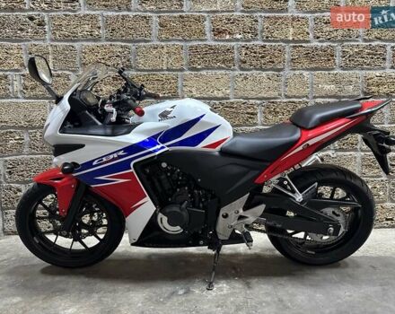 Хонда CBR 400R, объемом двигателя 0 л и пробегом 26 тыс. км за 3900 $, фото 3 на Automoto.ua