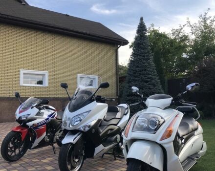 Хонда CBR 400R, объемом двигателя 0.4 л и пробегом 0 тыс. км за 3950 $, фото 3 на Automoto.ua