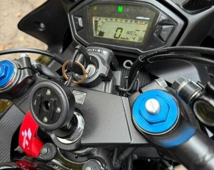 Хонда CBR 400R, об'ємом двигуна 0.4 л та пробігом 0 тис. км за 5300 $, фото 4 на Automoto.ua