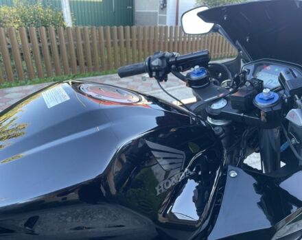 Хонда CBR 400R, объемом двигателя 0.4 л и пробегом 0 тыс. км за 4150 $, фото 8 на Automoto.ua