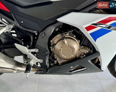 Хонда CBR 400R, объемом двигателя 0.4 л и пробегом 19 тыс. км за 5399 $, фото 7 на Automoto.ua