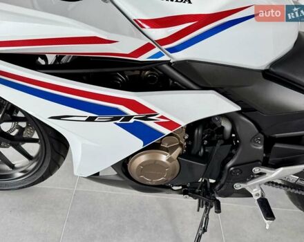 Хонда CBR 400R, объемом двигателя 0.4 л и пробегом 19 тыс. км за 5399 $, фото 11 на Automoto.ua