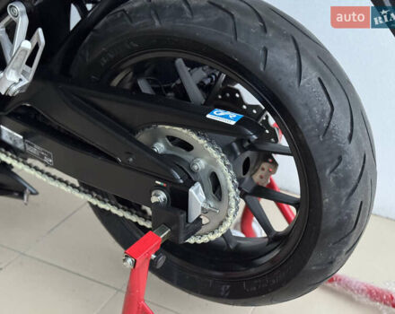 Хонда CBR 400R, объемом двигателя 0.4 л и пробегом 16 тыс. км за 5500 $, фото 31 на Automoto.ua