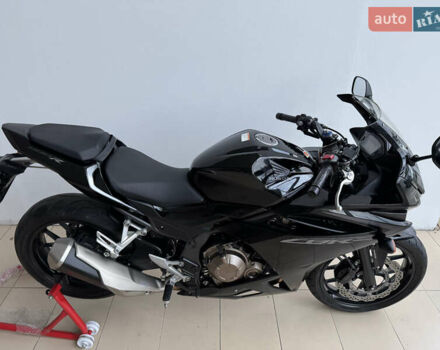 Хонда CBR 400R, объемом двигателя 0.4 л и пробегом 16 тыс. км за 5500 $, фото 4 на Automoto.ua