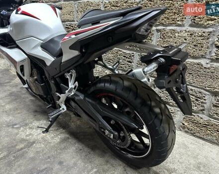 Хонда CBR 400R, объемом двигателя 0 л и пробегом 34 тыс. км за 4800 $, фото 10 на Automoto.ua