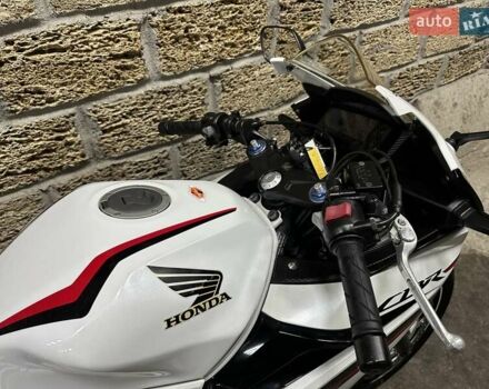 Хонда CBR 400R, объемом двигателя 0 л и пробегом 34 тыс. км за 4800 $, фото 5 на Automoto.ua
