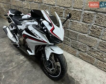 Хонда CBR 400R, объемом двигателя 0 л и пробегом 34 тыс. км за 4800 $, фото 3 на Automoto.ua