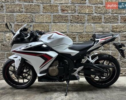Хонда CBR 400R, объемом двигателя 0 л и пробегом 34 тыс. км за 4800 $, фото 7 на Automoto.ua