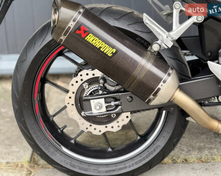 Хонда CBR 400R, объемом двигателя 0.4 л и пробегом 35 тыс. км за 5800 $, фото 7 на Automoto.ua