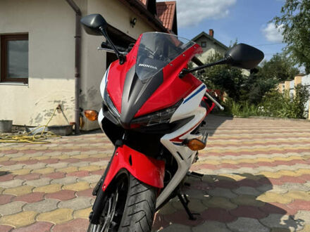 Хонда CBR 400R 2016 в Пустомытах на Automoto.ua Хонда CBR 400R, объемом двигателя 0 л и пробегом 21 тыс. км за 5500 $, фото 1 на Automoto.ua