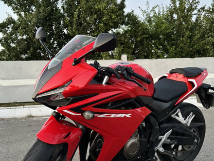 Хонда CBR 400R 2016 в Павлограде на Automoto.ua Хонда CBR 400R, объемом двигателя 0.4 л и пробегом 11 тыс. км за 5700 $, фото 1 на Automoto.ua