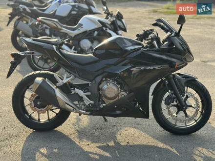 Хонда CBR 400R, объемом двигателя 0 л и пробегом 15 тыс. км за 4900 $, фото 1 на Automoto.ua
